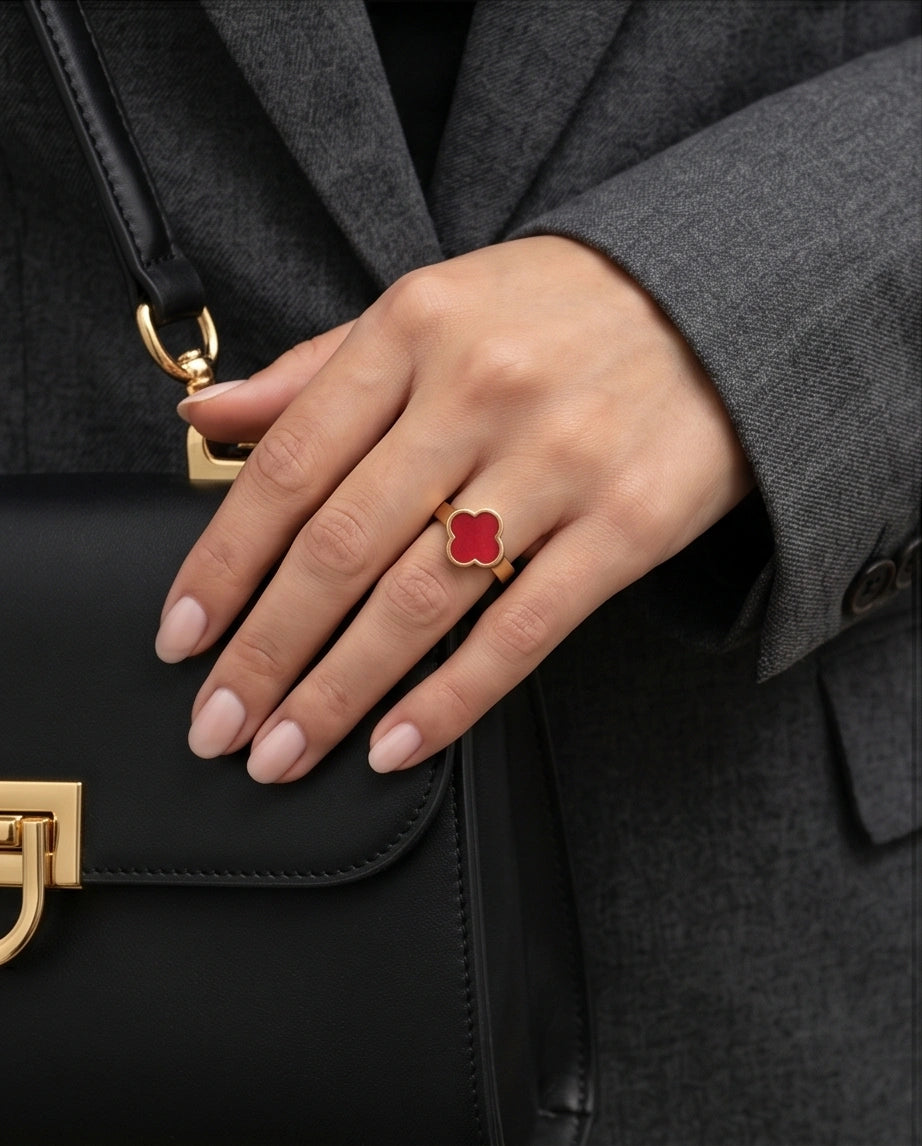 Golden Carnelian Clover Minimalist Ring