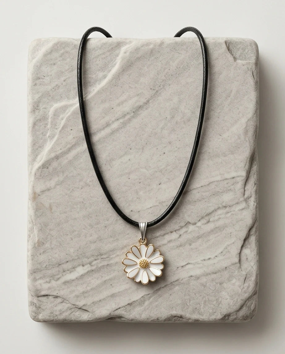 Gold and White Textured Daisy Necklace