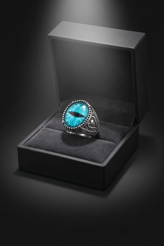 Vintage Sterling Silver Turquoise Dragon's Eye Statement Ring
