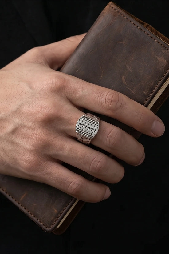 Sterling Silver Chevron Pattern Geometric Signet Ring