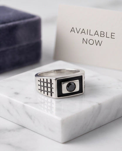 Brilliant Round Faceted Black Onyx-Inlay Grid-Shoulder Silver Ring