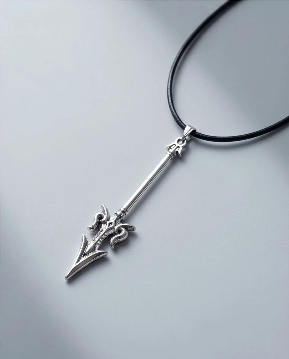 Spearhead Arrow Pendant Necklace