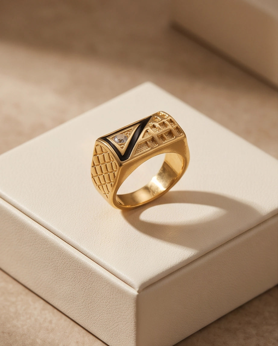 Geometric Split-Face Onyx & Clear Crystal Block Gold Ring