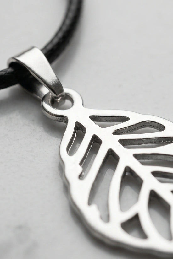 Silver Hollow Cutout Leaf Necklace