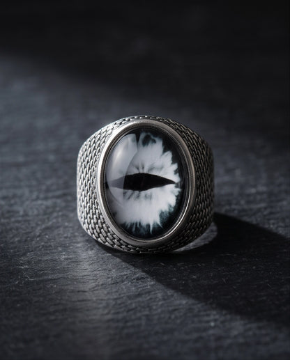 Slit-Pupil Obsidian Dragon-Eye Cabochon Scale-Band Silver Ring