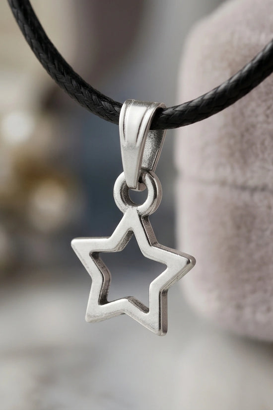 Silver Open Star Pendant Necklace