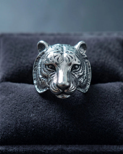 Oxidized Silver Sculpted Tiger Signet Ring