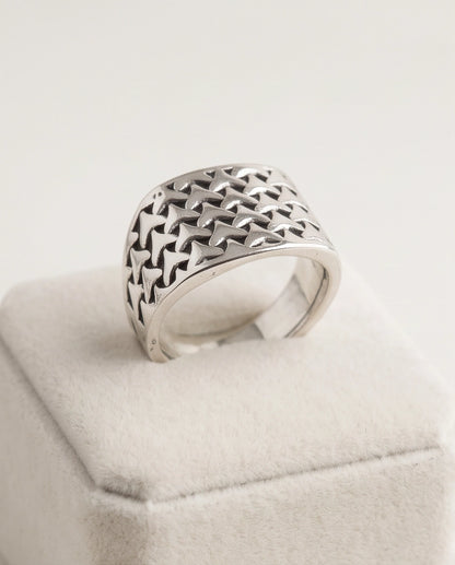 Interlocking Triangular Mosaic Silver Band