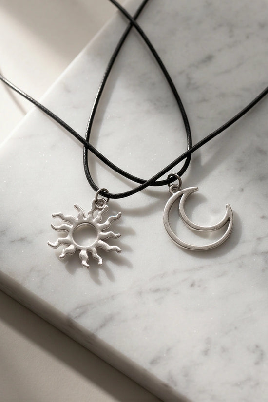 2pcs Celestial Sun and Moon Matching Pendant Necklaces Set