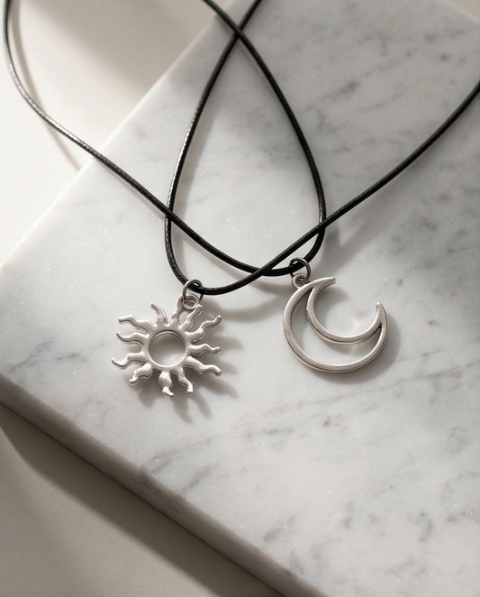 2pcs Celestial Sun and Moon Matching Pendant Necklaces Set