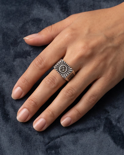 Celestial Sunburst Dark-Triple-Crystal Stippled Band Silver Ring
