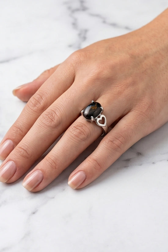 Mystic Meridian Onyx Heart Ring