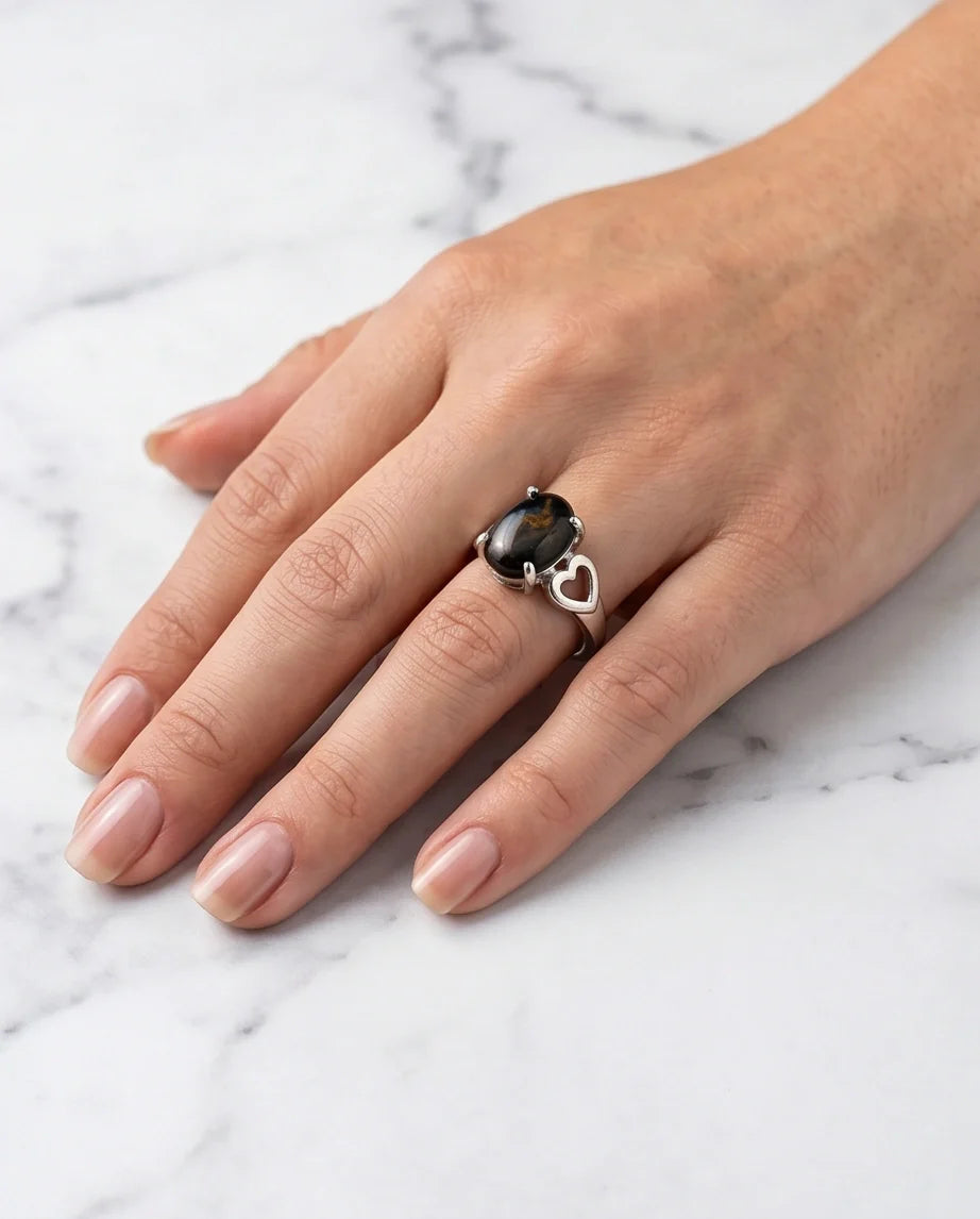 Mystic Meridian Onyx Heart Ring