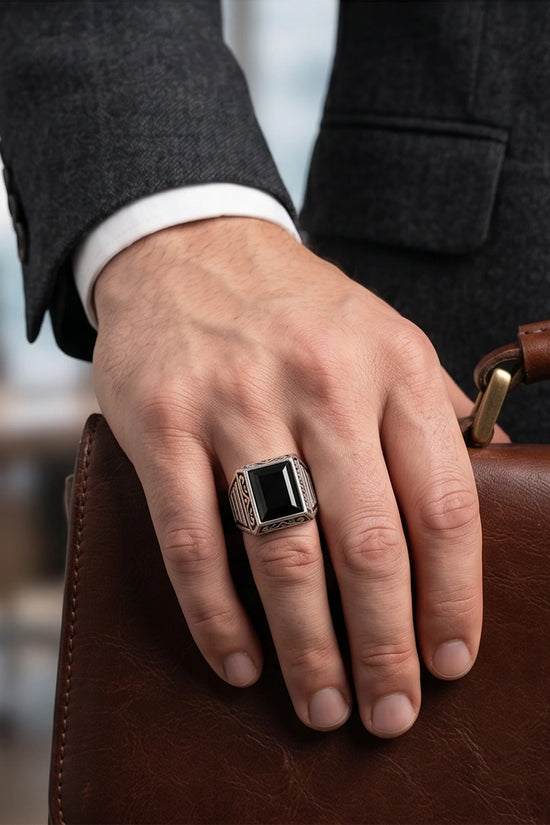 Imperial Onyx Horizon Signet Ring