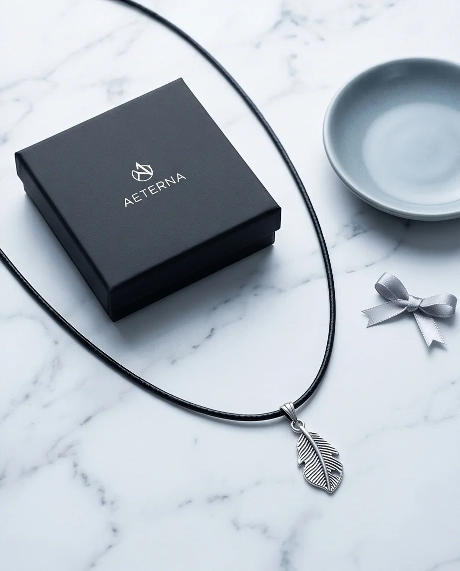 Silver Detailed Plume Feather Necklace