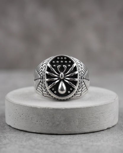 Arachnid Web-Shoulder Signet Silver Ring
