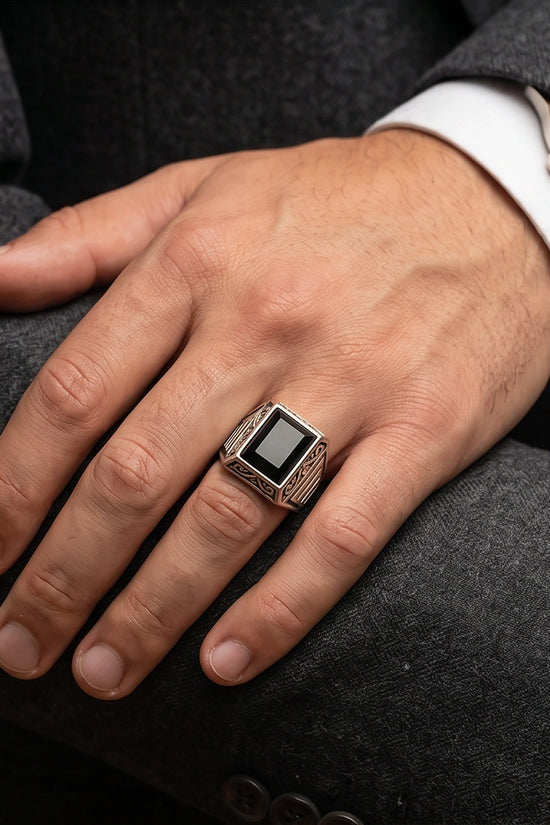 Imperial Onyx Horizon Signet Ring