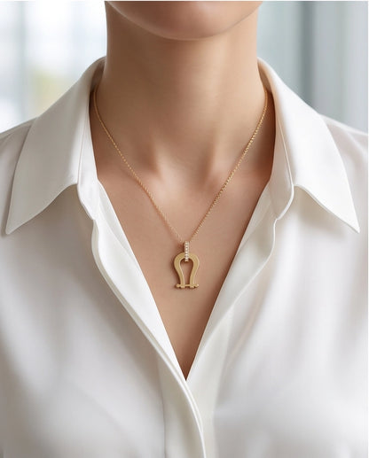 Gold Diamond-Cut Clover Pendant Necklace
