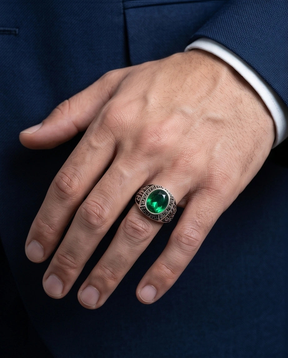 Vintage Emerald Green Military Signet Ring