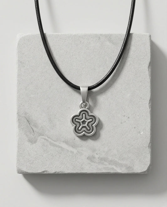 Silver Retro Concentric Blossom Necklace