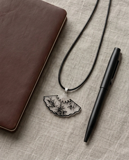 Artistic Bamboo Fan Pendant Necklace