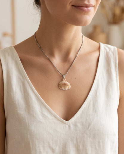 Silver Natural Seashell Pendant Chain Necklace