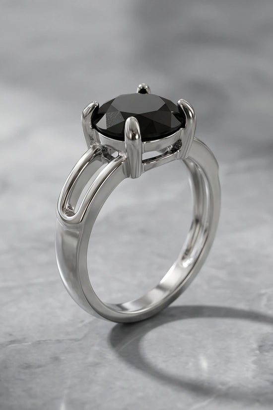 Sterling Silver Round-Cut Split Shank Black Onyx Ring