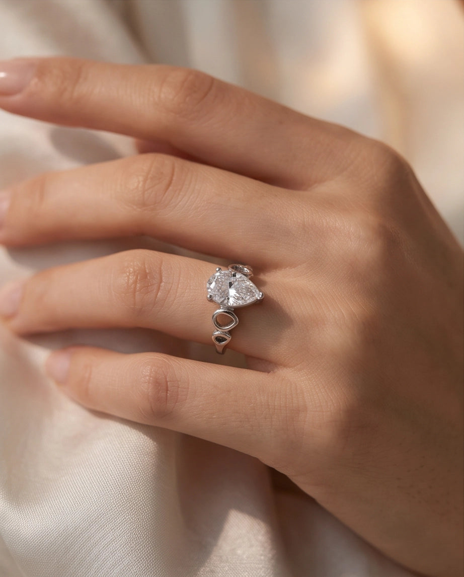 Clear Gemstone Prong-Set Teardrop Loop Silver Ring
