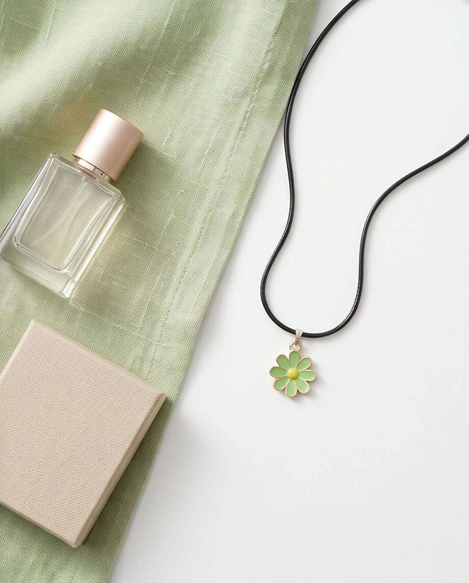 Gold and Light Green Daisy Necklace