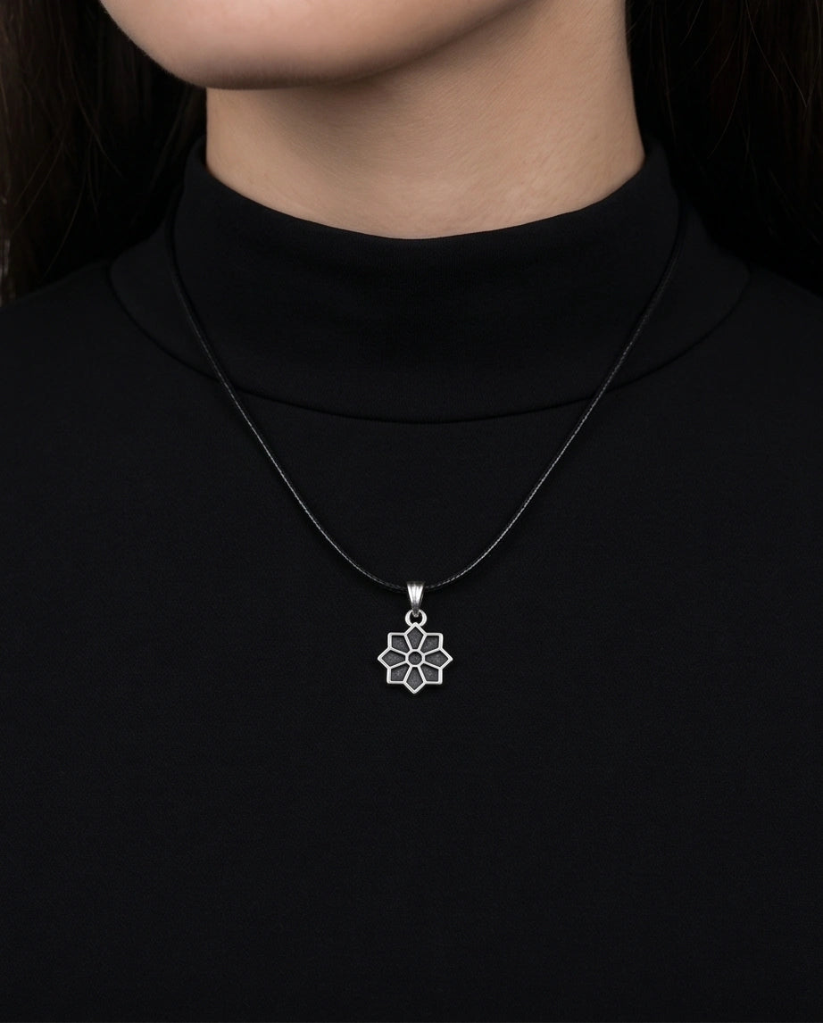 Silver Geometric Eight-Point Star Necklace