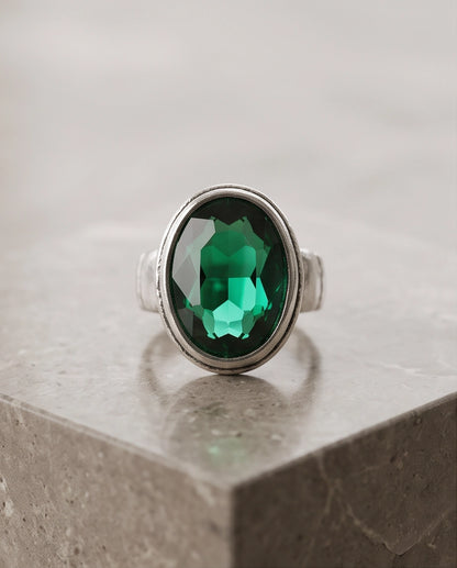 Emerald Gemstone Double Oval Bezel Minimalist Silver Ring