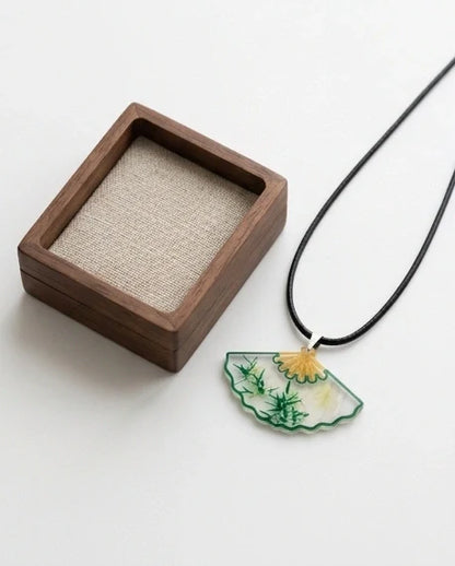 Artistic Green Bamboo Fan Pendant Necklace