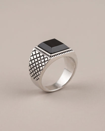 Pyramid Cut Onyx-Style Sawtooth Diamond-Mesh Silver Ring