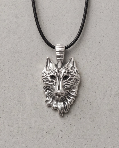 Silver Sculpted Wolf Head Pendant Necklace