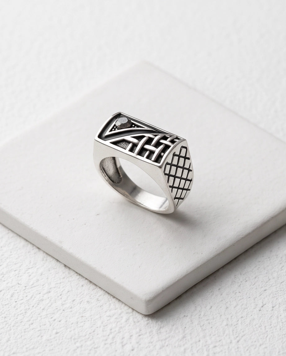 Black Gemstone Geometric Basket-Weave Signet Silver Ring