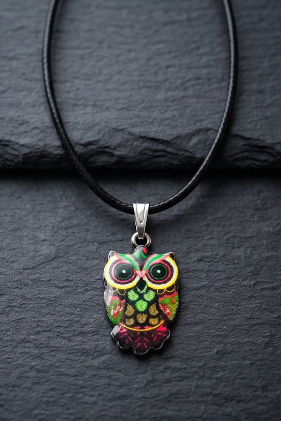 Neon Cyberpunk Owl Totem Pendant Necklace