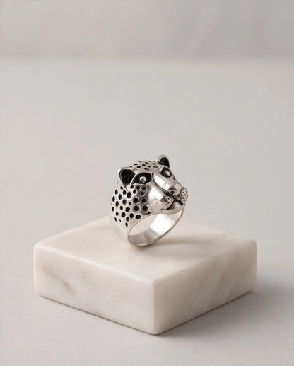 Oxidized Silver Sculpted Leopard Signet Ring