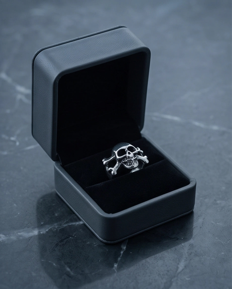 Jolly Roger Crossbones Skull Ring
