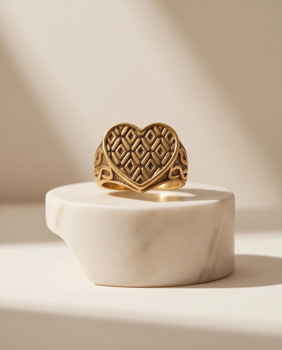 Lattice Heart Gold Signet Ring