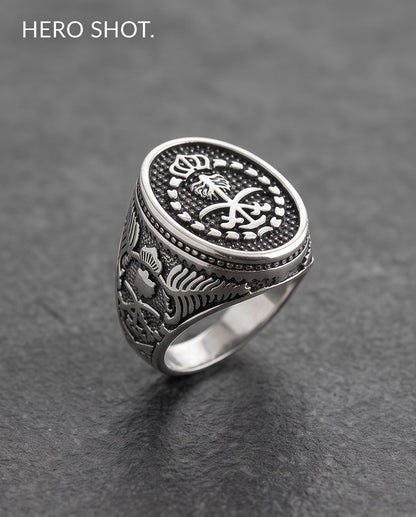 Royal Crest Stippled Signet Ring