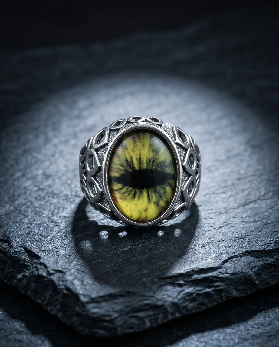 Vintage Sterling Silver Gothic Owl's Eye Statement Ring