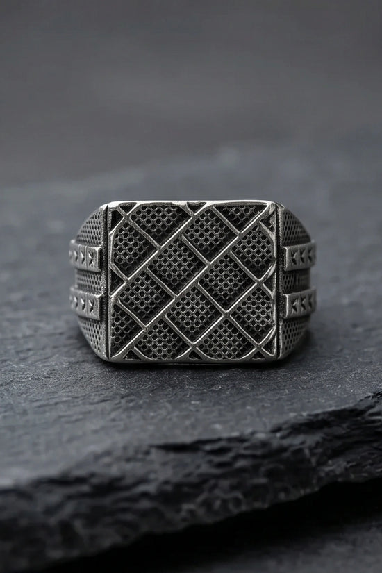 Vintage Sterling Silver Mesh Geometric Signet Ring