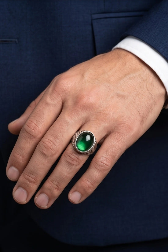 Vintage Sterling Silver Oval Emerald Cabochon Ring