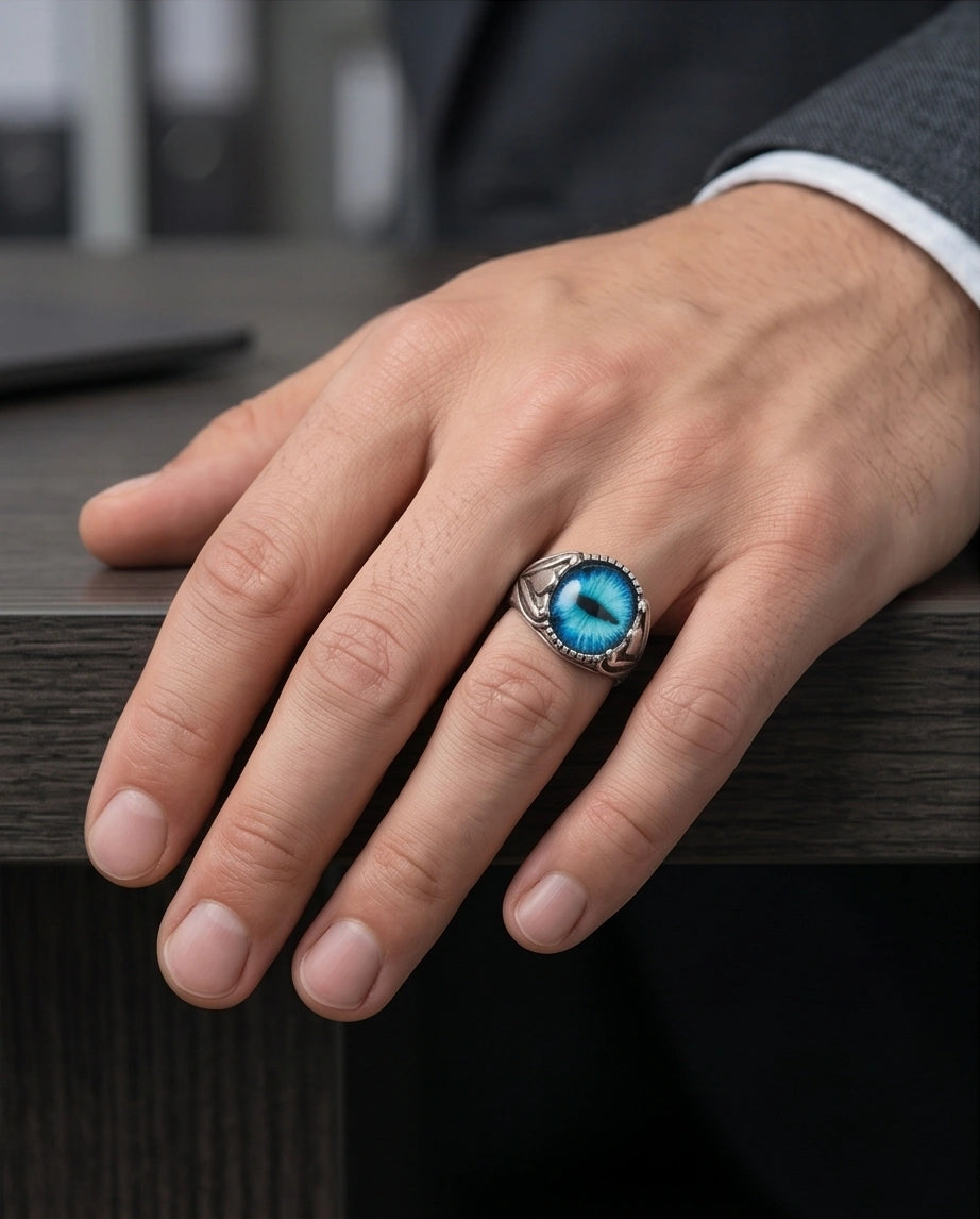 Vintage Sterling Silver Dragon's Claw Azure Eye Ring