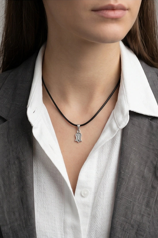 Silver Vintage Textured Tulip Necklace