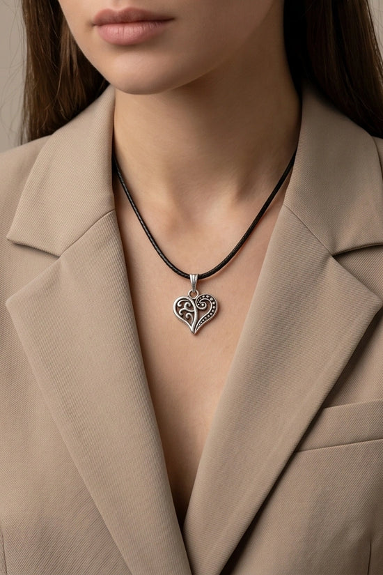 Silver Filigree Heart Pendant Necklace