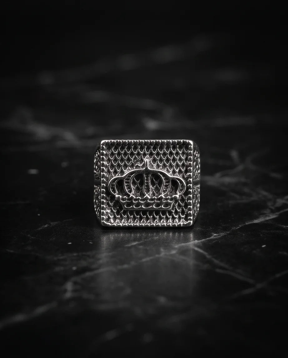 Royal Crown Mesh Square Signet Silver Ring