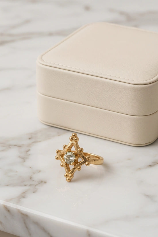 Vintage Gold Geometric Lattice Solitaire Ring