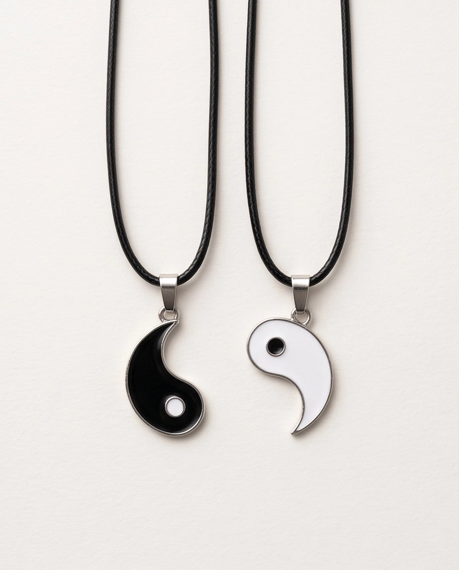 Silver Yin Yang Couple Enamel Pendant Necklace Set