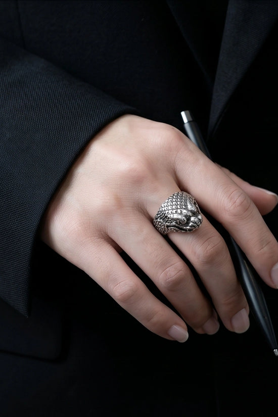 "Serpent’s Legacy" – Premium Viper Statement Ring